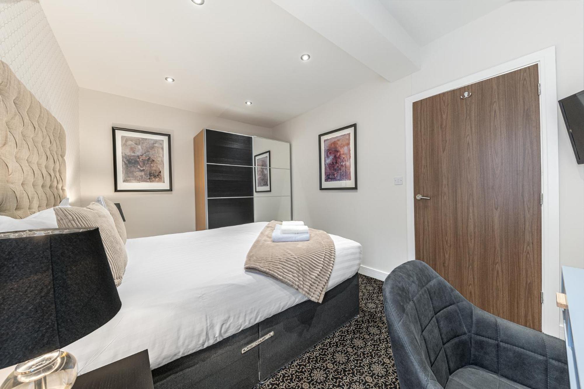 Abbey Apartments Modern Aparthotel For Tourists & Professionals Barrow-in-Furness Eksteriør billede